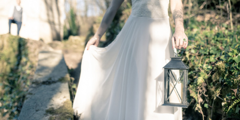 La mariée avec la lanterne dans la forêt de Mazamet